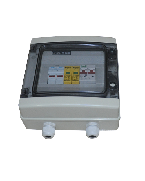 1進1出光伏防雷匯流箱